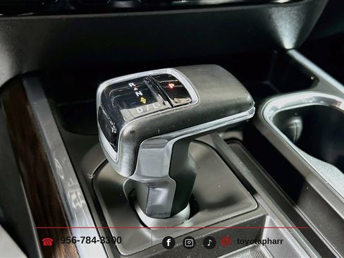 Used 2024 GMC Sierra 1500 SLT AWD/4WD image 15
