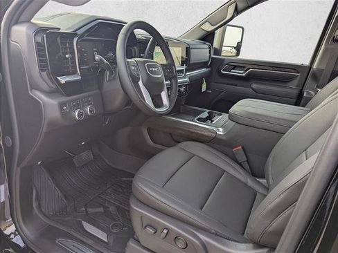 New 2026 GMC Sierra 2500 SLT w/ Texas SLT Premium Package image 3