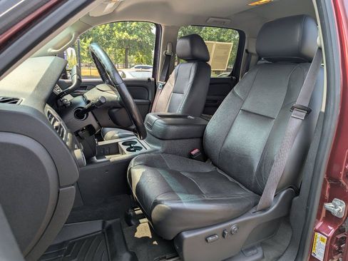 Used 2013 Chevrolet Silverado 2500 LTZ w/ LTZ Plus Package RWD image 23