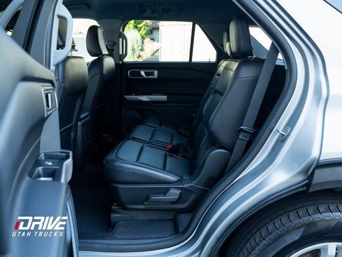 Used 2024 Ford Explorer XLT w/ Equipment Group 202A image 22