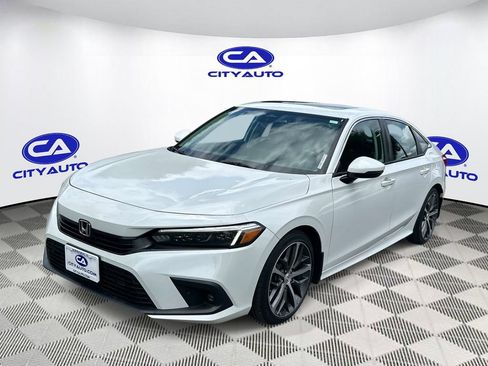 Used 2024 Honda Civic Touring image 9