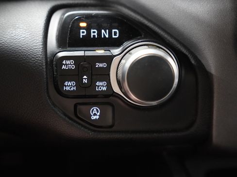 Used 2021 RAM 1500 Big Horn AWD/4WD image 30