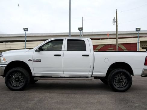 Used 2018 RAM 2500 Tradesman w/ Chrome Appearance Group AWD/4WD image 10