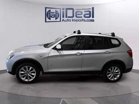 Used 2017 BMW X3 xDrive28i AWD/4WD image 2