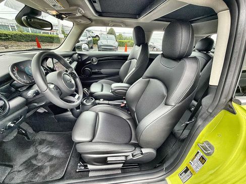 Used 2024 MINI Cooper S FWD image 19