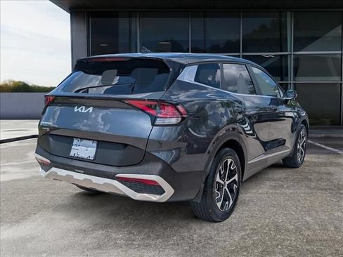 Used 2025 Kia Sportage EX FWD image 7