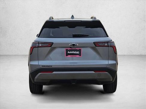 New 2026 Chevrolet Equinox LT w/ Midnight Edition image 8