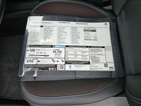 New 2025 Chevrolet Equinox EV RS image 19