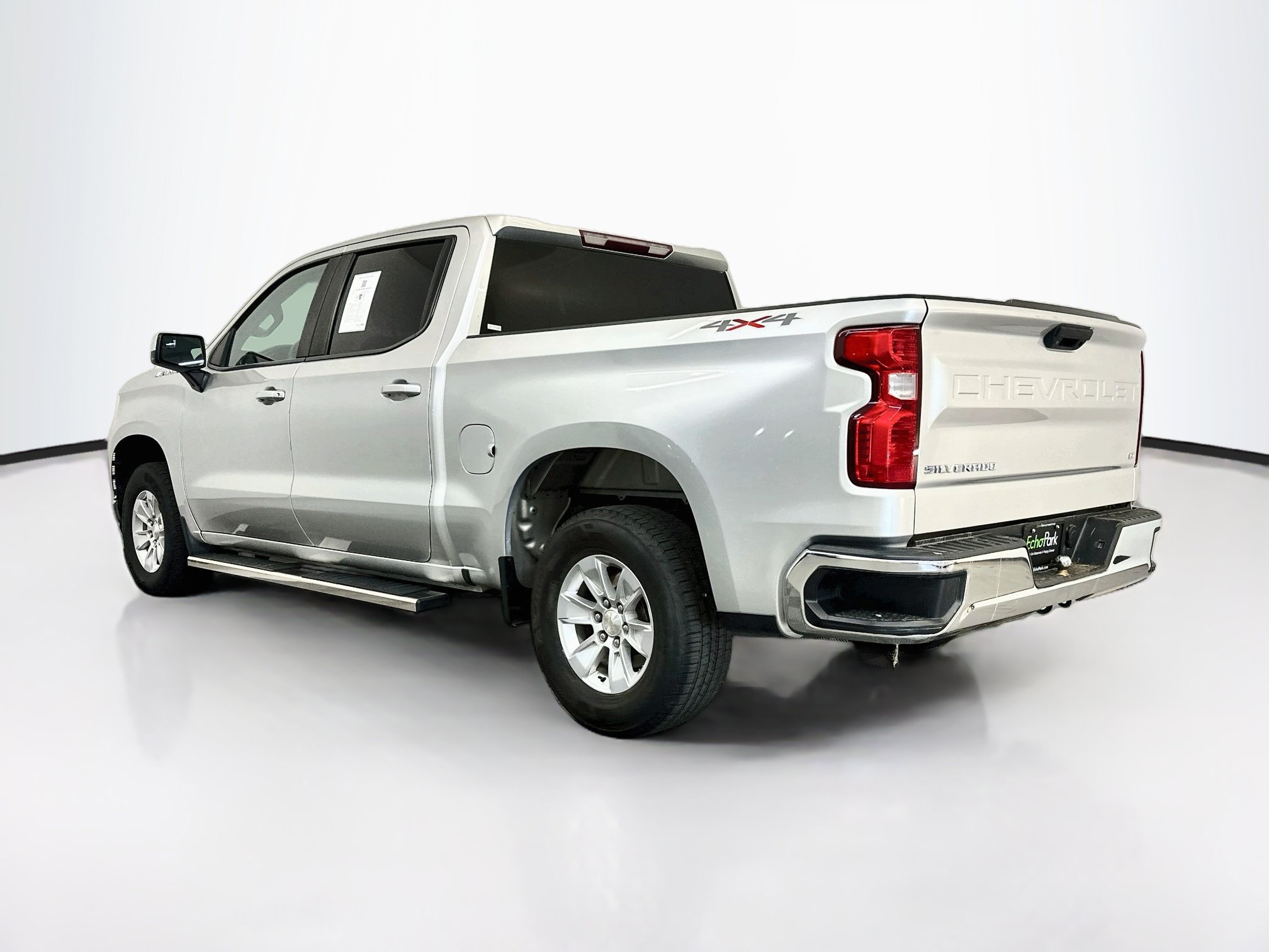 Used 2020 Chevrolet Silverado 1500 LT AWD/4WD image 5