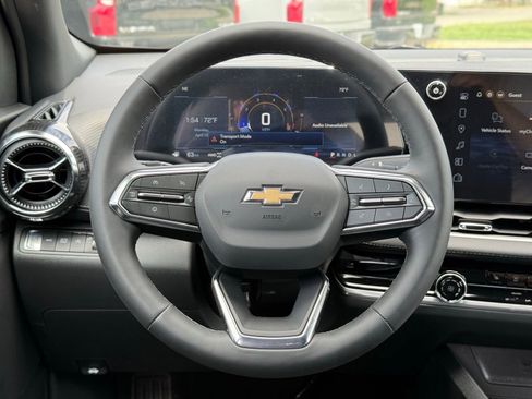 New 2026 Chevrolet Equinox LT FWD image 25