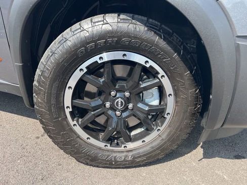 Used 2025 Nissan Pathfinder Rock Creek AWD/4WD image 37