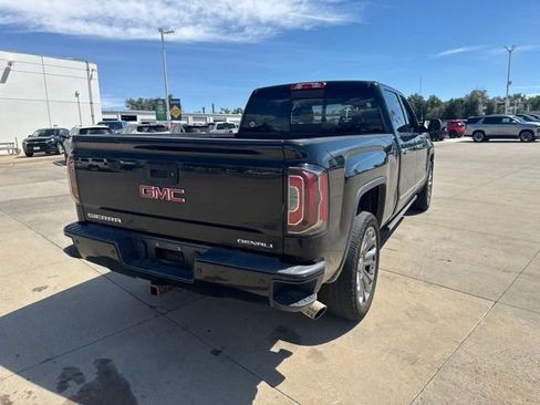 Used 2017 GMC Sierra 1500 Denali w/ Denali Ultimate Package AWD/4WD image 5