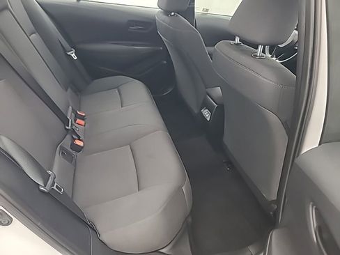 Used 2025 Toyota Corolla LE image 18