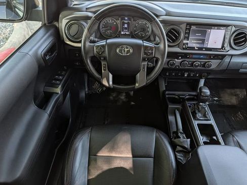 Used 2022 Toyota Tacoma TRD Pro image 11