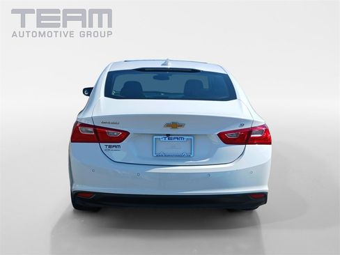 Used 2024 Chevrolet Malibu LT image 6
