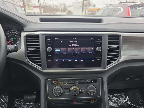 Used 2019 Volkswagen Atlas SE w/ Panoramic Sunroof Package image 9