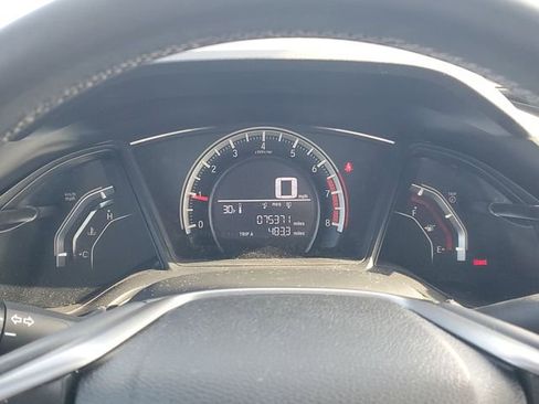 Used 2018 Honda Civic Sport image 29