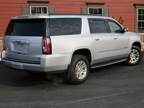 Used 2019 GMC Yukon XL SLT w/ Open Road Package image 5
