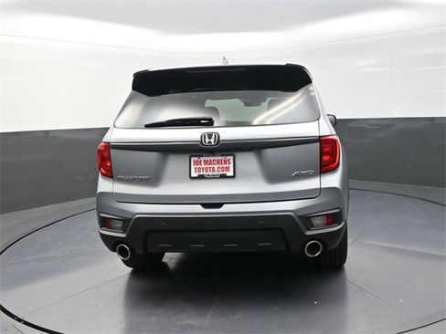 Used 2023 Honda Passport EX-L image 6