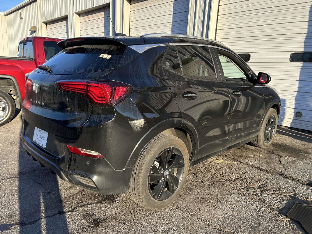 Used 2025 Buick Encore GX Sport Touring w/ Advanced Technology Package FWD image 2