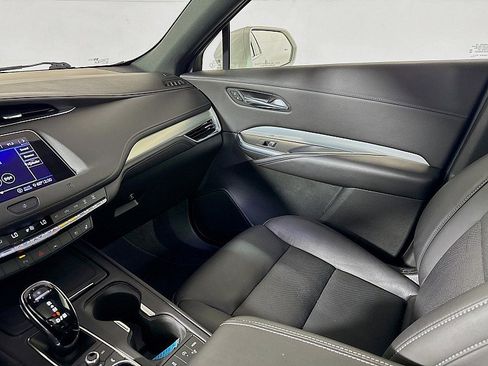 Used 2020 Cadillac XT4 Premium Luxury AWD/4WD image 24