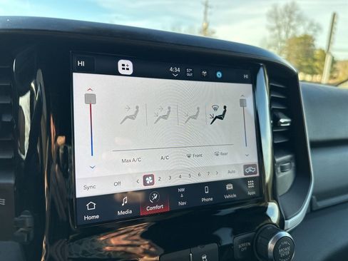 Used 2022 RAM 2500 Big Horn w/ Level A Equipment Group image 19