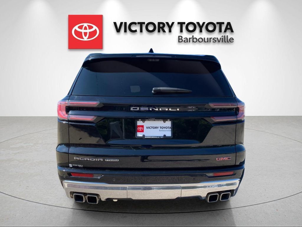 Used 2025 GMC Acadia Denali w/ Super Cruise Package AWD/4WD image 4