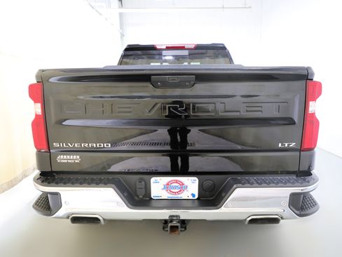Used 2020 Chevrolet Silverado 1500 LTZ w/ LTZ Plus Package image 20
