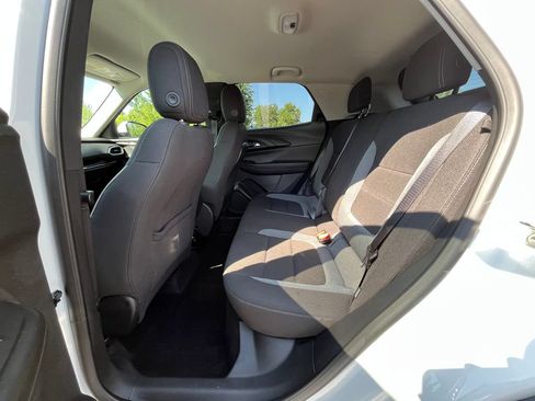 Certified 2023 Chevrolet TrailBlazer LT FWD image 16