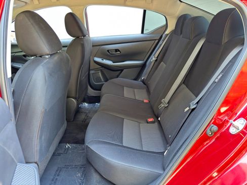 Used 2024 Nissan Sentra SV FWD image 33