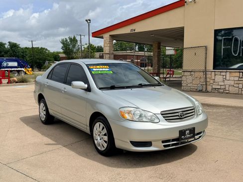 Used 2003 Toyota Corolla LE FWD image 7