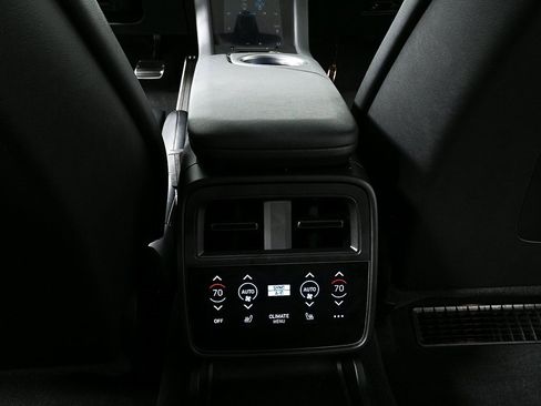 Certified 2025 Porsche Taycan image 20