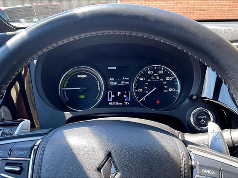 Used 2020 Mitsubishi Outlander GT AWD/4WD image 19