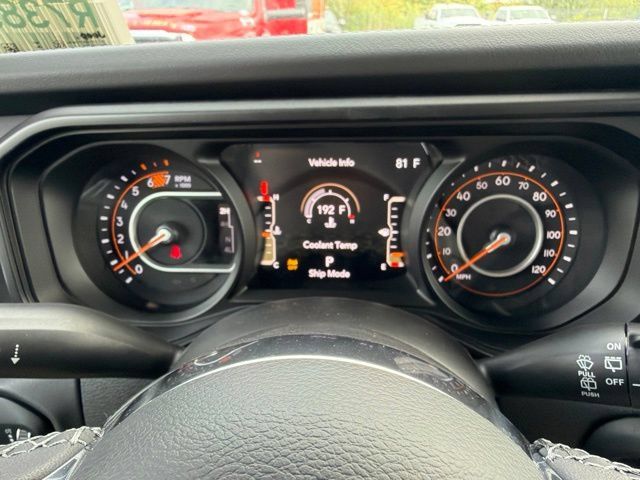 New 2027 Jeep Wrangler Unlimited Sahara AWD/4WD image 15
