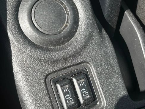 Used 2016 Mitsubishi Outlander SE FWD image 15