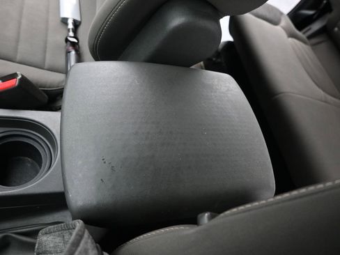 Used 2014 Nissan Frontier PRO-4X image 28