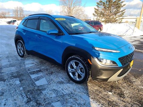 Used 2022 Hyundai Kona SEL w/ Cargo Package image 4