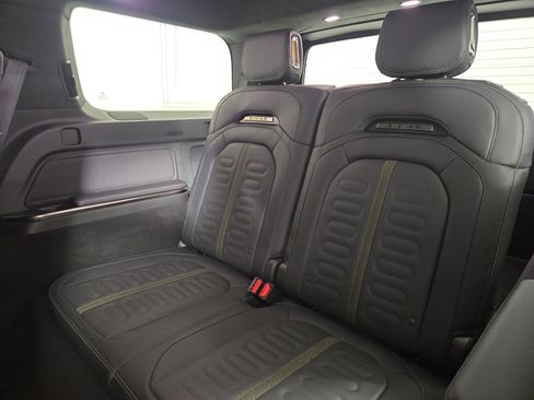 Used 2024 Rivian R1S Adventure AWD/4WD image 22