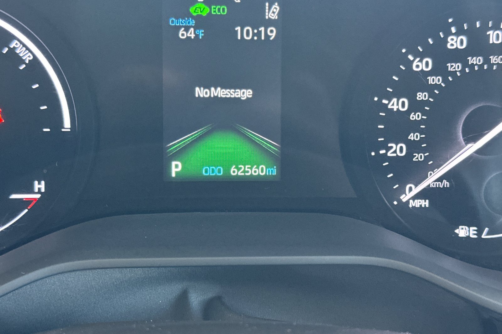 Certified 2024 Toyota Sienna XLE FWD image 31