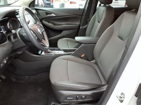 Used 2023 Buick Encore GX Preferred w/ Cold Weather Comfort Package image 5