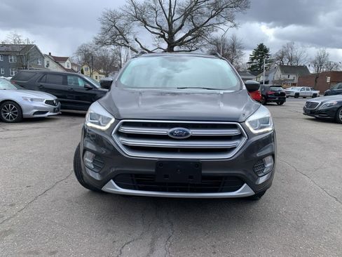 Used 2017 Ford Escape SE w/ Equipment Group 201A AWD/4WD image 2