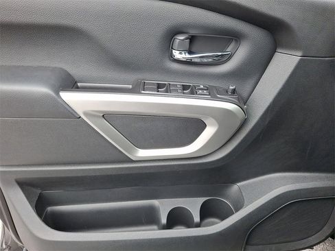 Used 2023 Nissan Titan SV w/ Accessory Utility Package image 15