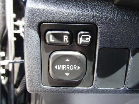 Used 2016 Scion iM FWD image 25