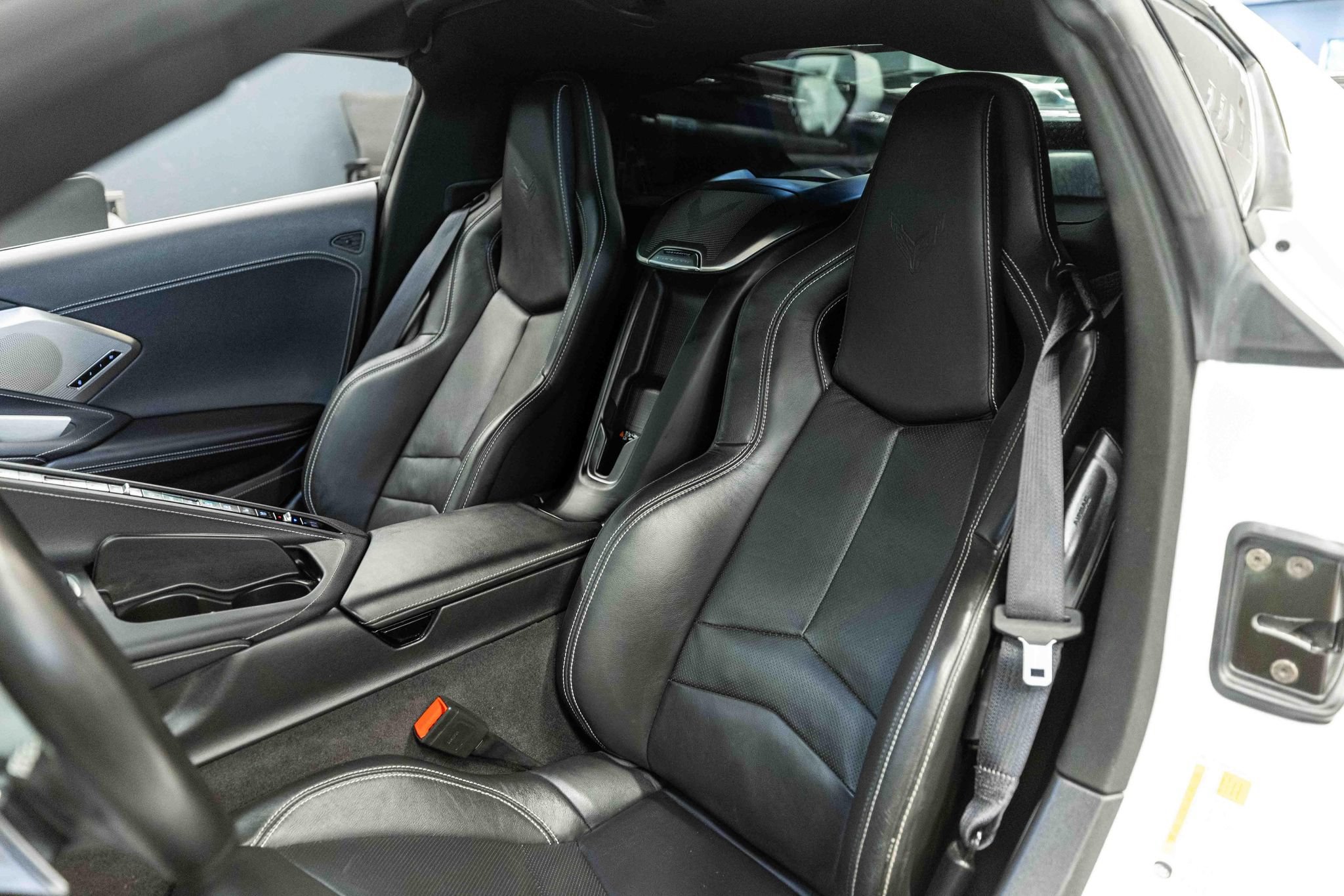 Used 2020 Chevrolet Corvette Stingray Preferred Cpe w/ 2LT Preferred Equipment Group RWD image 8