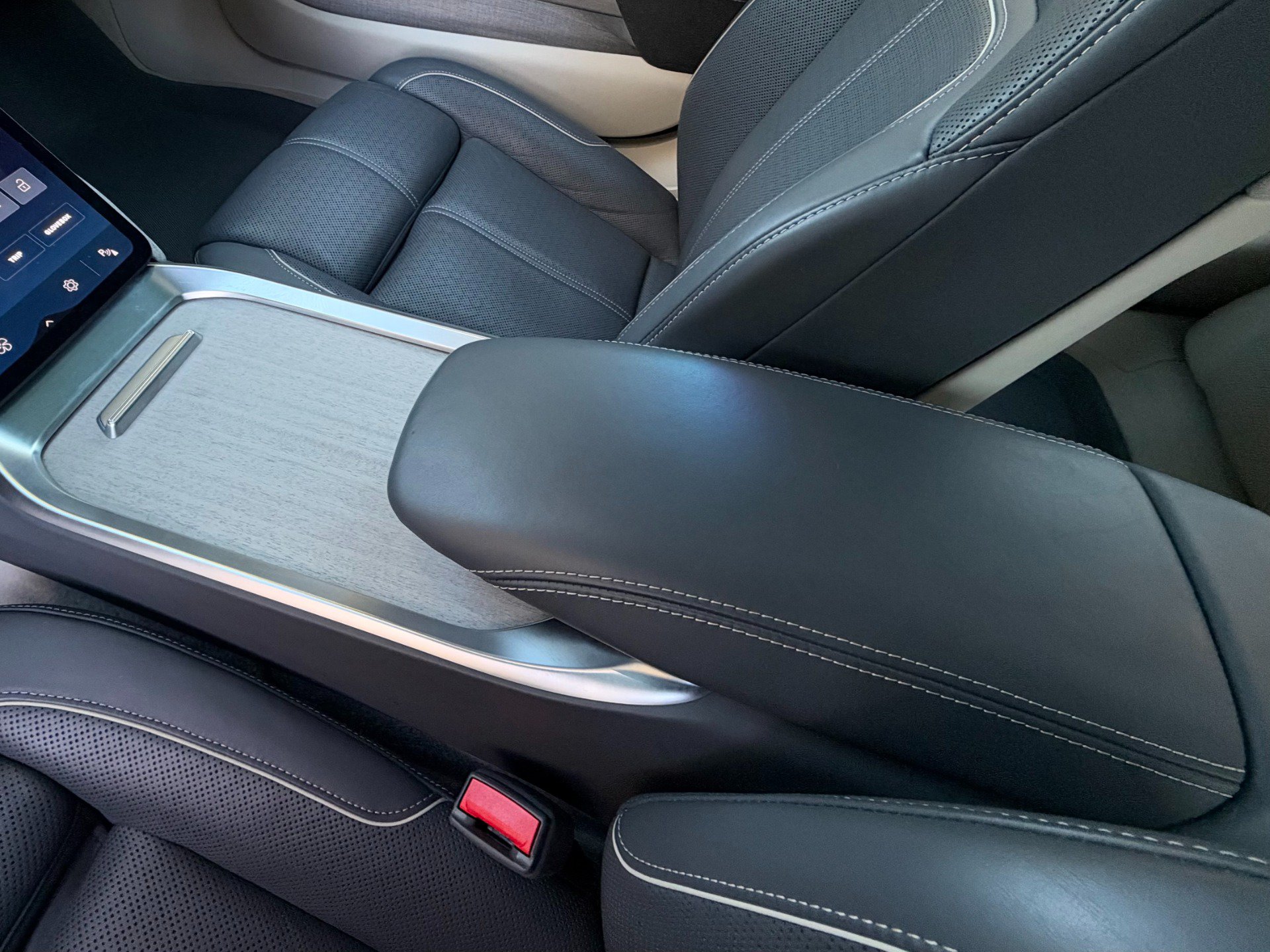 Used 2022 Lucid Air Dream Edition AWD/4WD image 38