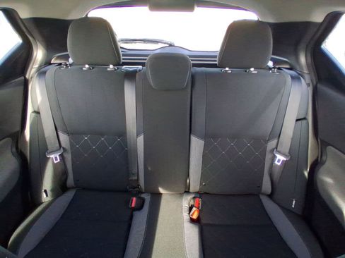 Used 2020 Nissan Kicks SV image 12