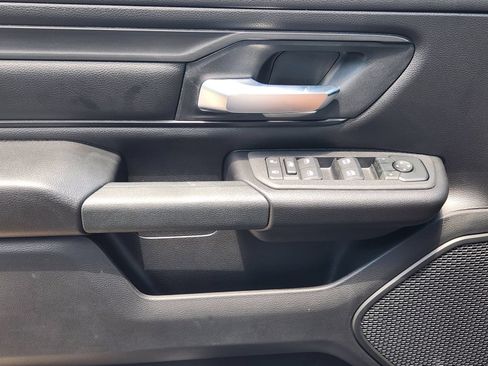 New 2026 RAM 1500 Express AWD/4WD image 21