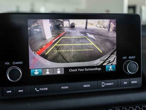 Certified 2025 Honda HR-V Sport image 26