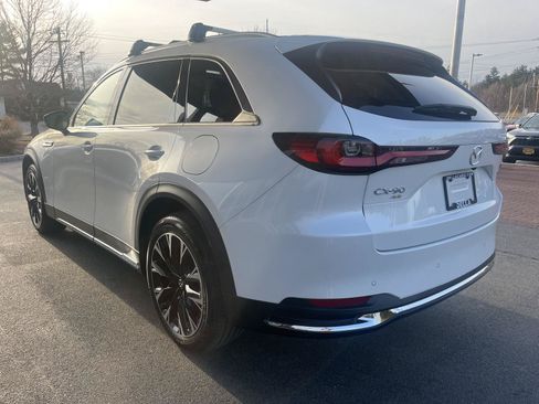 New 2024 MAZDA CX-90 Plug-In Hybrid w/ Premium Pkg AWD/4WD image 5