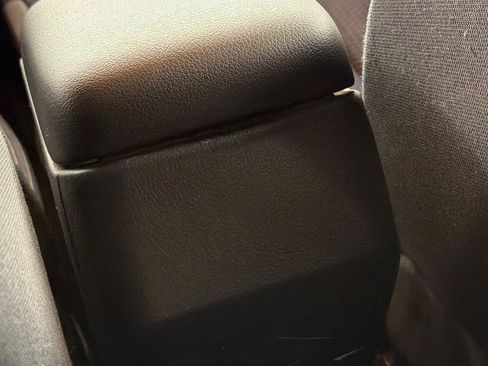 Used 2015 Subaru Forester 2.5i image 17